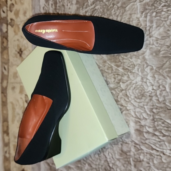 NEW Easy Spirit Black ESTravis AntiGravity pump sz 6.5 WIDE NIB - Picture 1 of 7